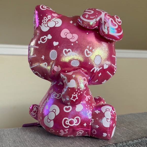 Hello Kitty Cafe 50th Anniversary Limited Edition Pink Plush NWT Sealed - Picture 2 of 7